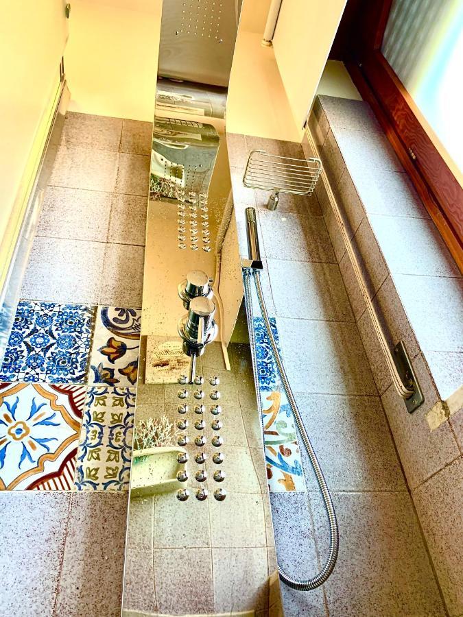 تاورمينا Sun Sky Sea Suite المظهر الخارجي الصورة