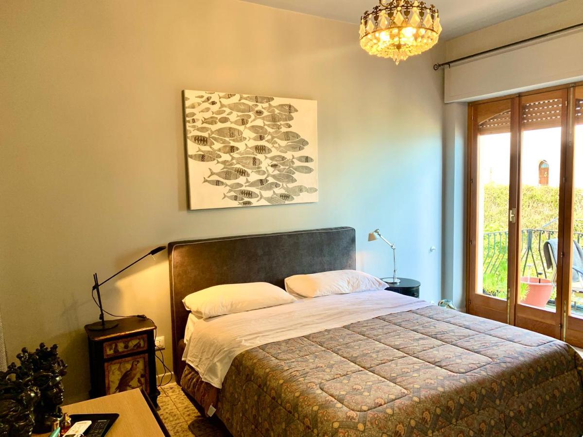تاورمينا Sun Sky Sea Suite المظهر الخارجي الصورة