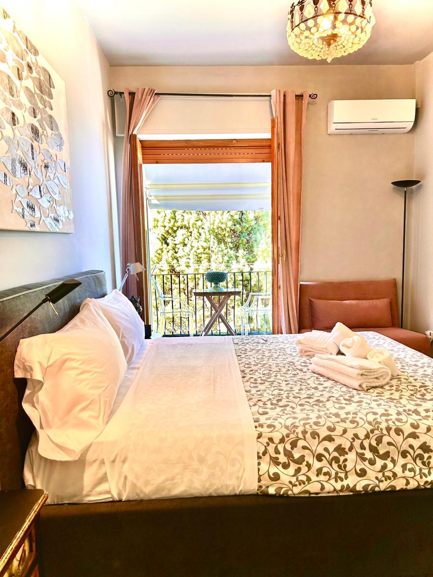 تاورمينا Sun Sky Sea Suite المظهر الخارجي الصورة